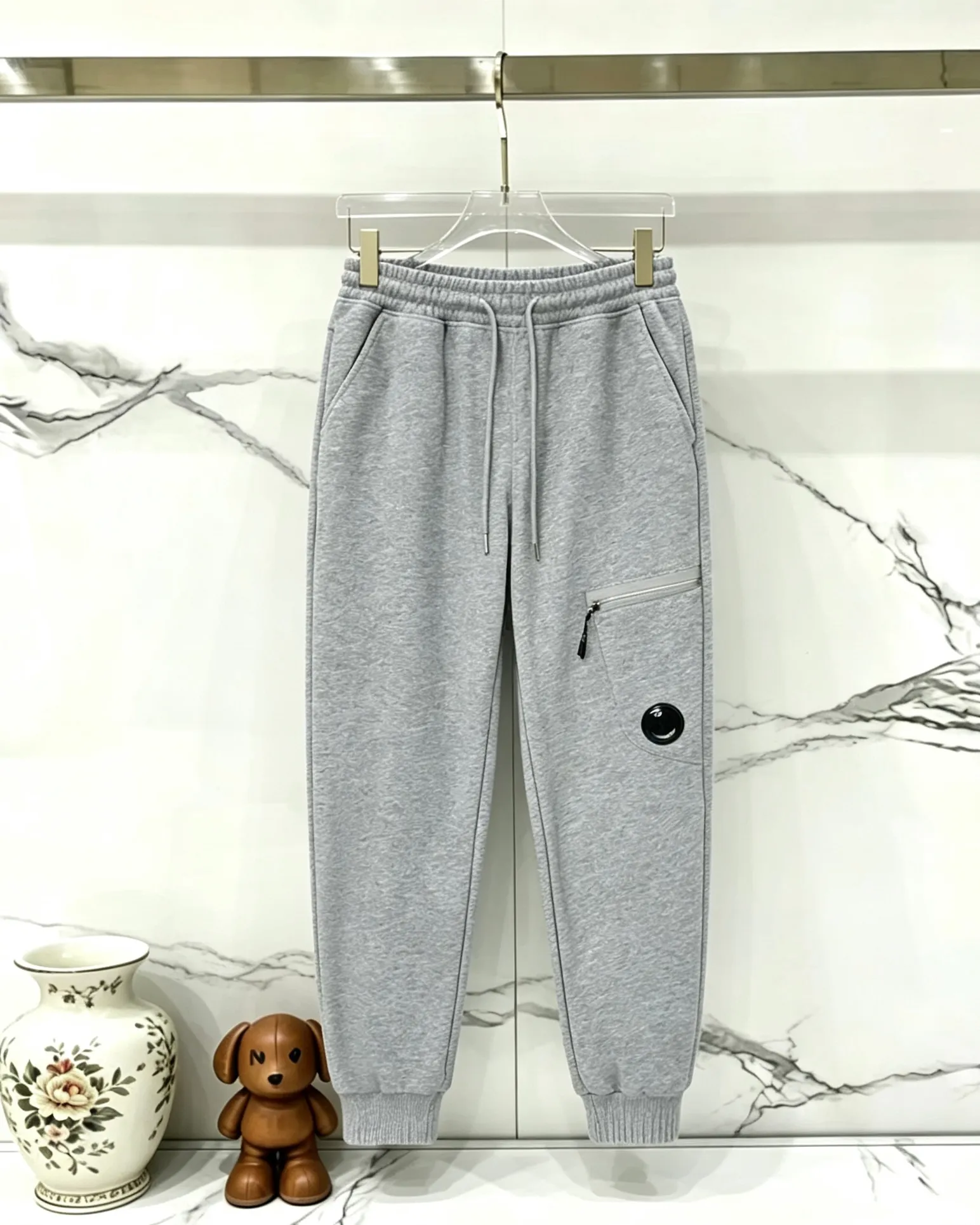 C.P Company sweatpants color chart Item number: H 6066